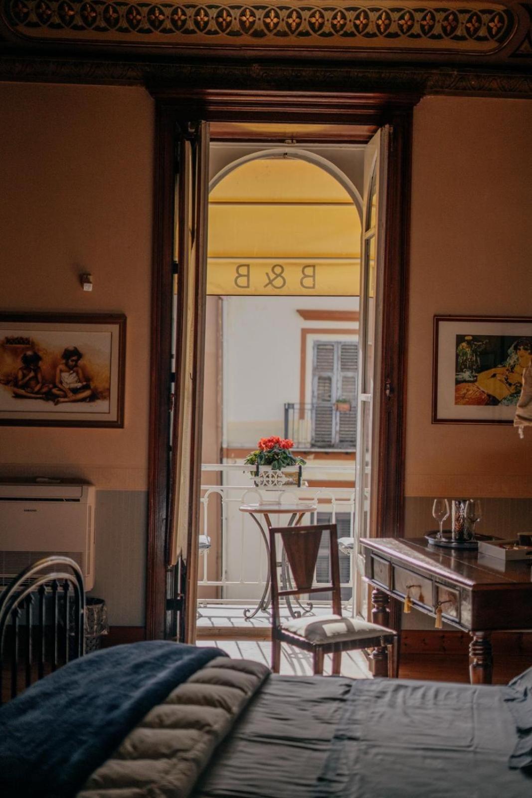 Palazzo Melluso Luxury Suite 恩佩多克莱港 外观 照片