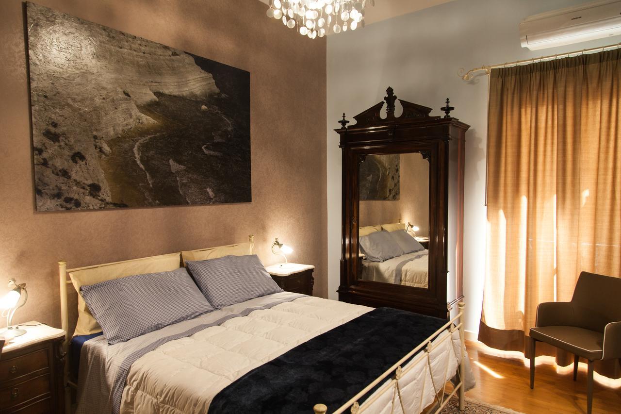 Palazzo Melluso Luxury Suite 恩佩多克莱港 外观 照片