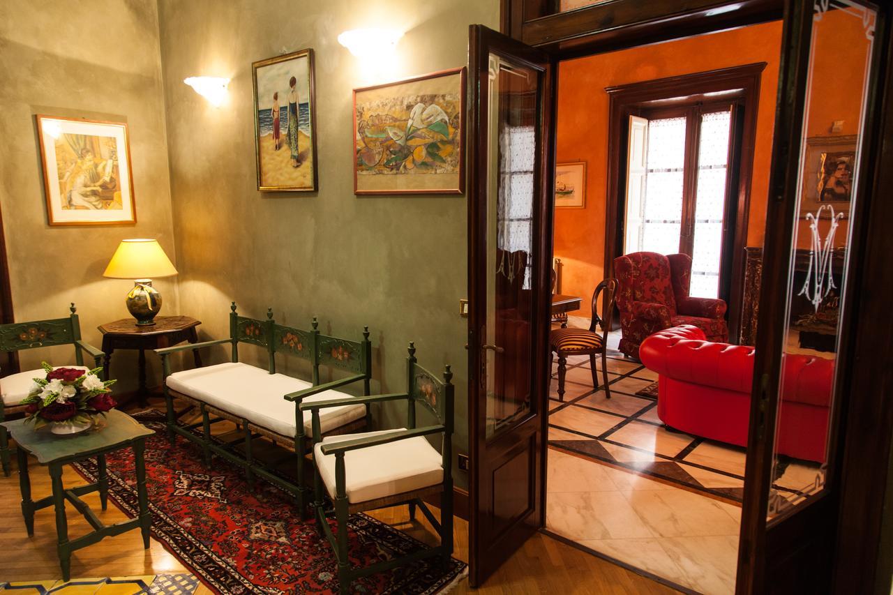 Palazzo Melluso Luxury Suite 恩佩多克莱港 外观 照片